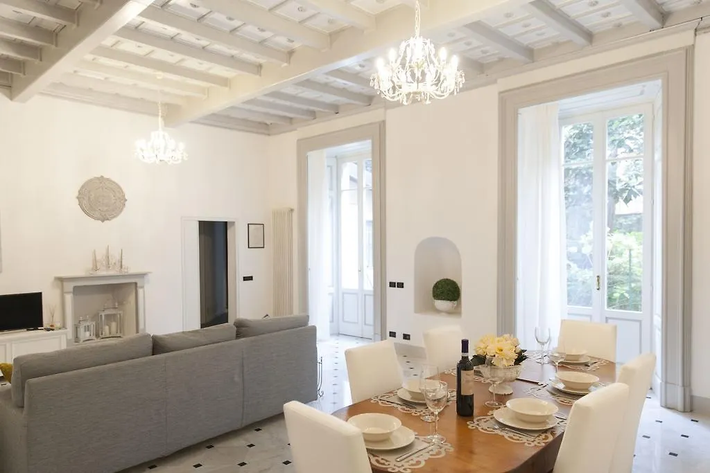 The Como Secret Garden Apartment